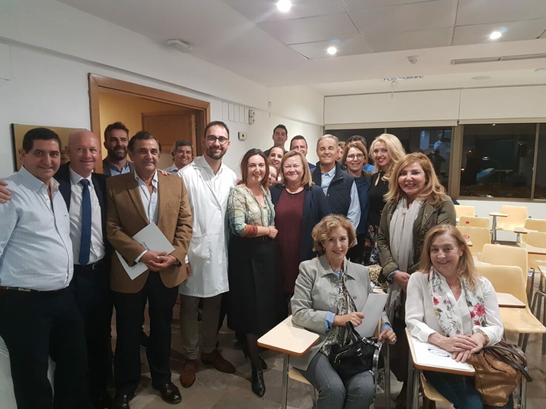 Esthetia Clínica Médico Estética