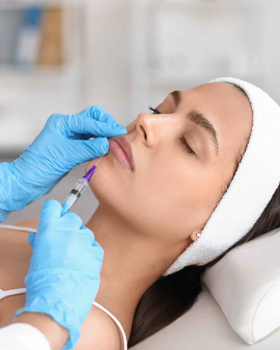 Rellenos faciales con ácido hialurónico en Oliva (Valencia)